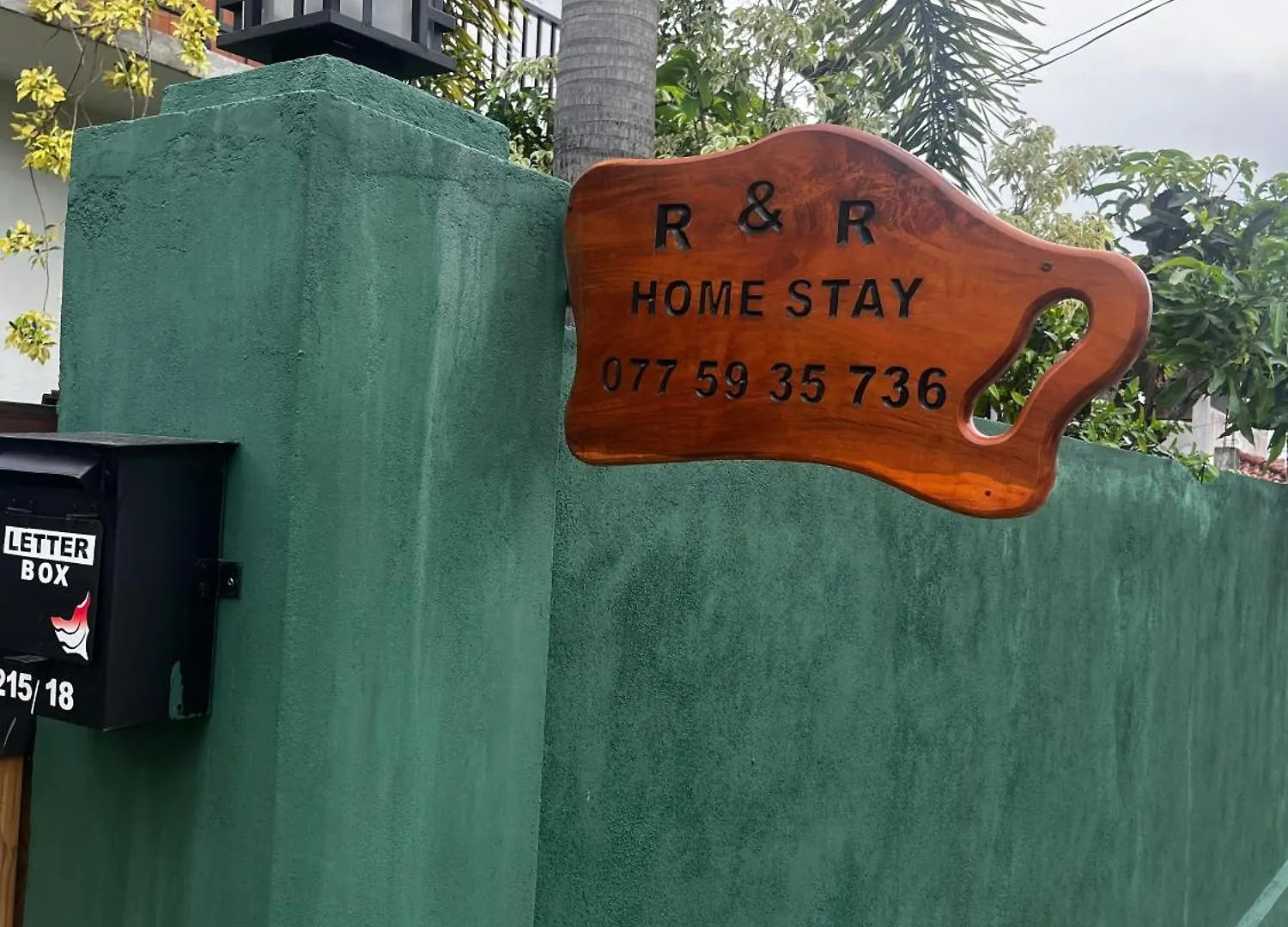 R & R Home Stay Negombo 0*,